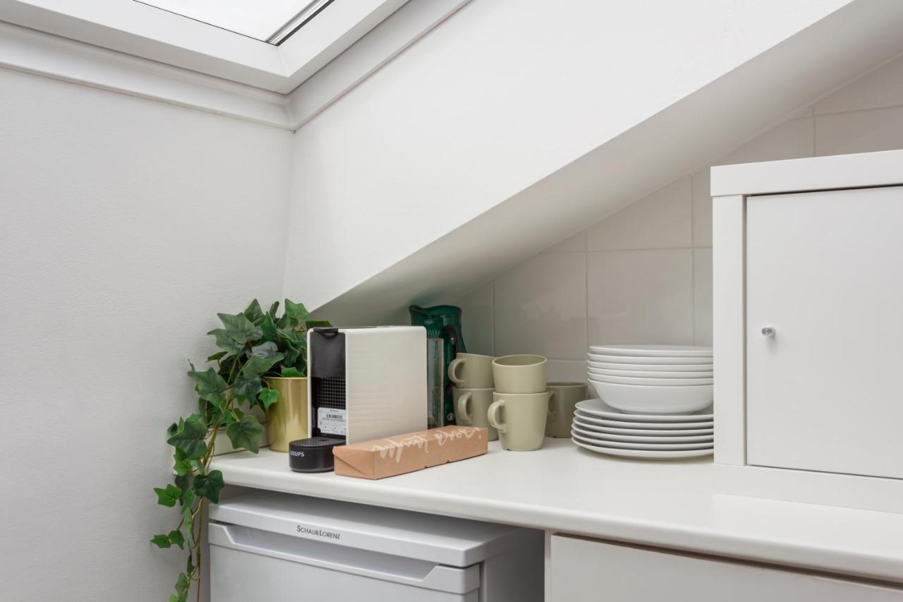 2 Bedroom 2 Bathroom Apt - Duomo 2 Milan Bagian luar foto